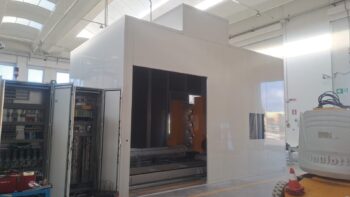 Cabina insonorizzante per macchina fresatrice