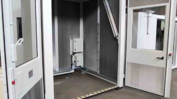 Cabina insonorizzante per banco prova elettromandrini