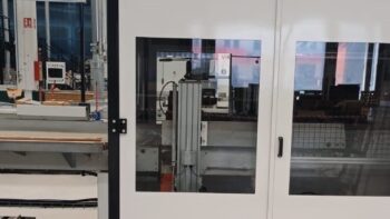 Cabina insonorizzante per macchina multilama